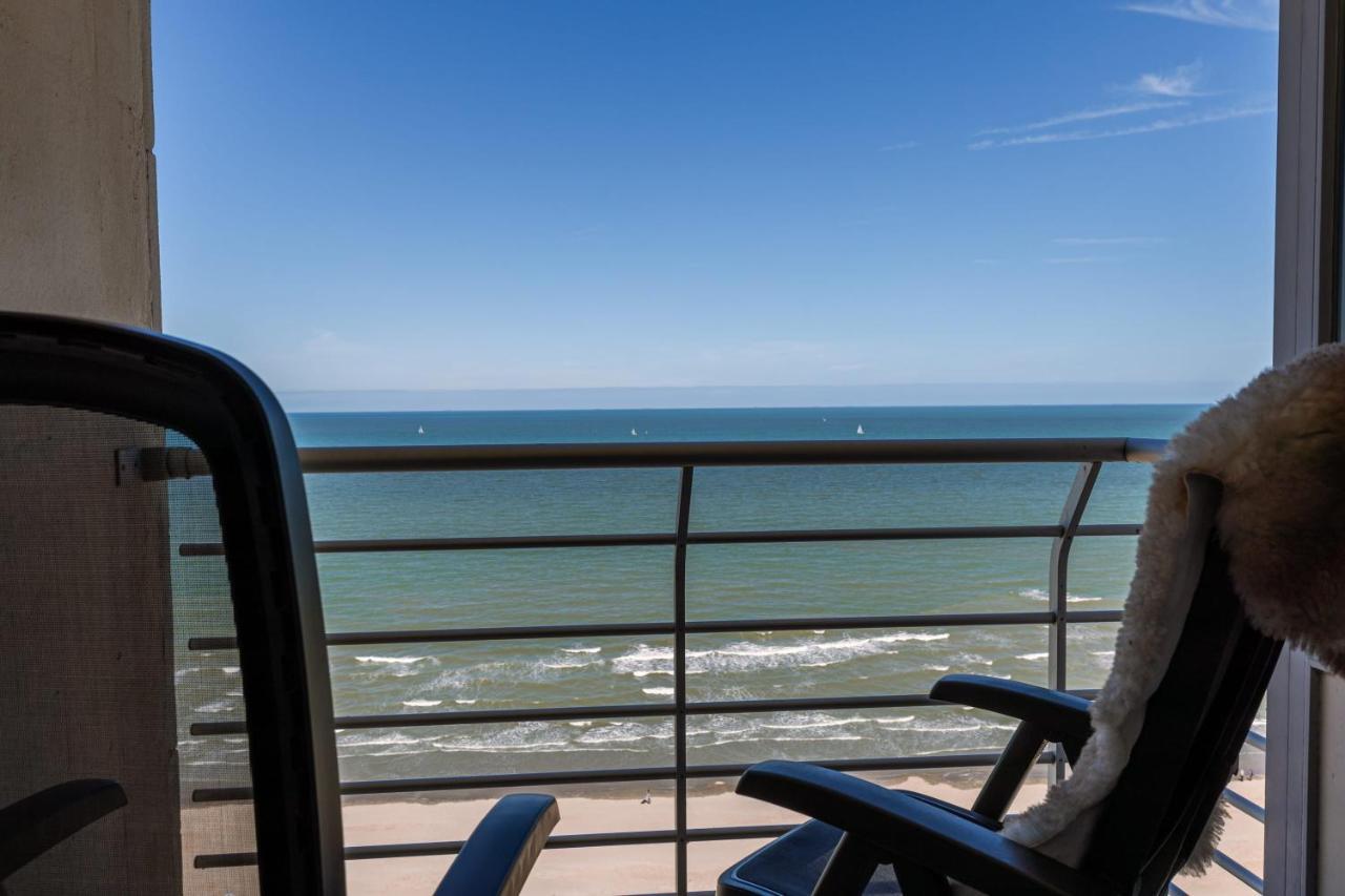 Excellent Southern Furnished Apartment With Beautiful Sea View Nieuwpoort Exterior photo